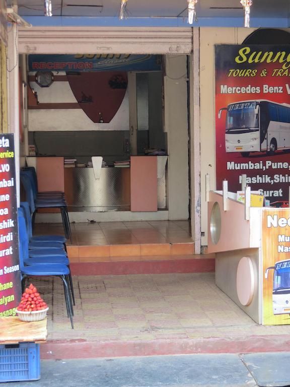 Hotel Sunny Classic ماهاباليشوار المظهر الخارجي الصورة