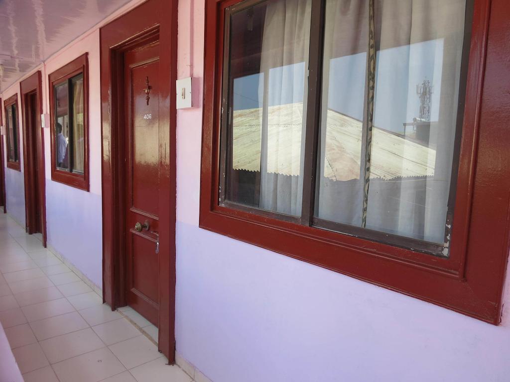 Hotel Sunny Classic ماهاباليشوار المظهر الخارجي الصورة